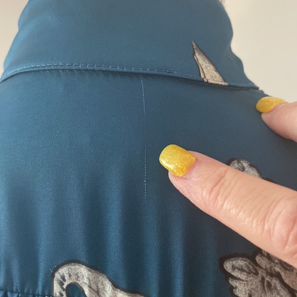 NIDODILEDA women’s green floral button down high neck L/S imported shirt sz L - Picture 8 of 15